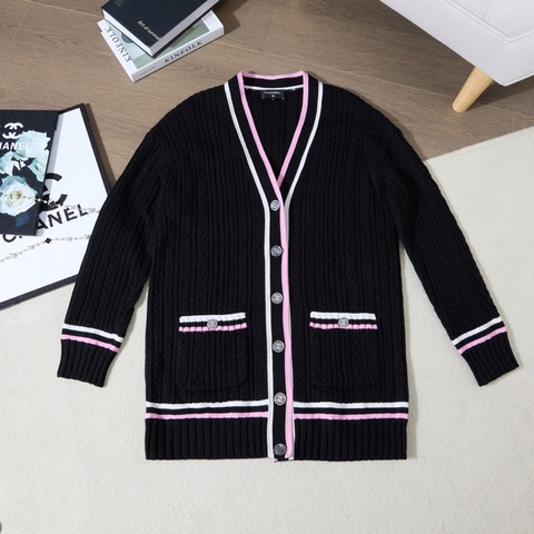 CHANEL 23P 黑粉白撞色絞花針織開衫 Size40