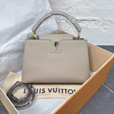 Louis Vuitton  LV路易威登 Capucines cap 芯片款 大象灰手提包 灰色牛皮 尺寸：31*25*10.5