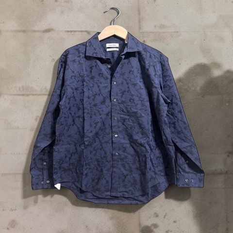 Calvin Klein slim fit  精梳棉防皺深藍紫迷彩襯衫  男 32/33 15.5