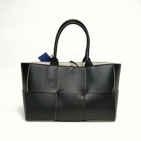 BOTTEGA VENETA ArcoTote小號30黑色牛皮革肩背包