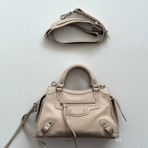99新🆕 Balenciaga 巴黎世家 Neo Classic Mini 機車包 奶茶色銀釦