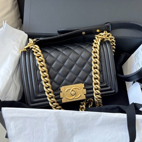 Chanel 香奈兒黑金光面牛皮leboy小號