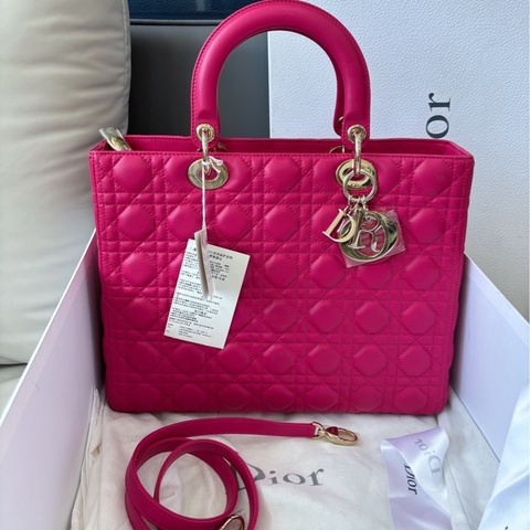 閒置新Dior 迪奥極致粉七格戴妃包，尺寸32×25