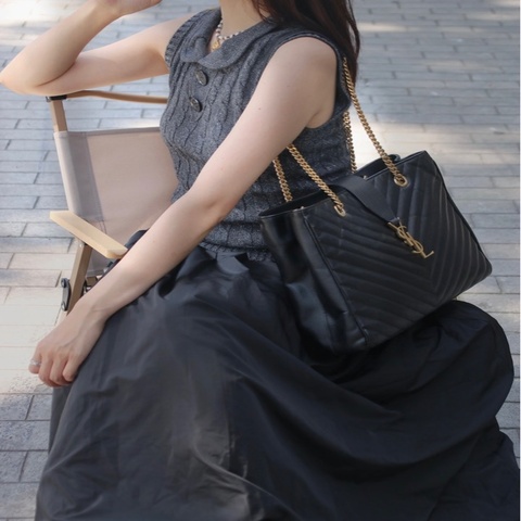 SAINT LAURENT Cassandre 絎縫魚子醬牛皮雙鏈肩背包