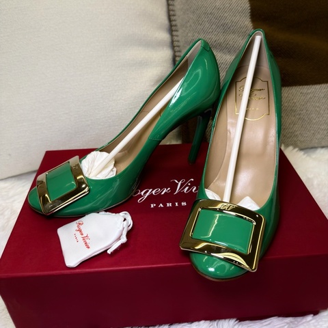 Roger Vivier / 經典方釦漆皮高跟鞋/ 綠
