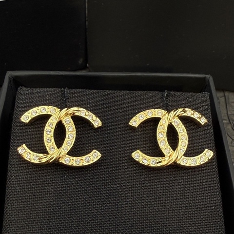 Chanel 香奈兒雙c鑲鑽耳釘金色24v