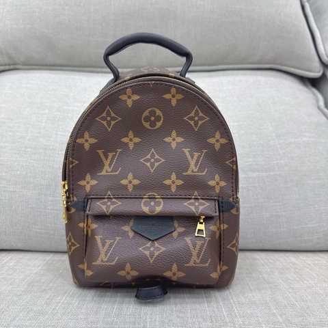 JK國際二手精品✨ LV小書包 新款拉鍊 晶片款