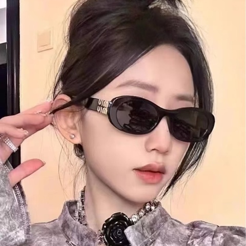 Miu Miu 太陽眼鏡 SMU 06Z 熱賣款