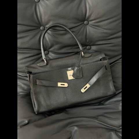 Hermès Shoulder Kelly 42 (JPG Kelly)
Black x phw