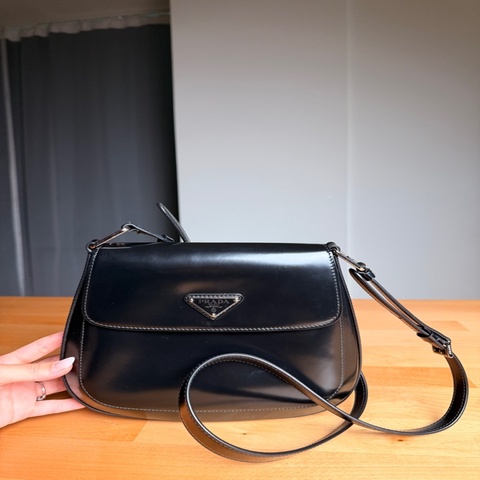 PRADA Cleo 1BD303 黑色亮面皮革肩背包｜購證保卡齊全