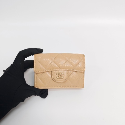 Chanel • 經典奶茶色金釦荔枝牛皮三折短夾