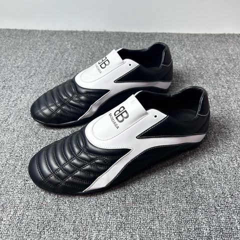 Balenciaga 巴黎世家 Zen薄底鞋 足球鞋 平底鞋/44碼