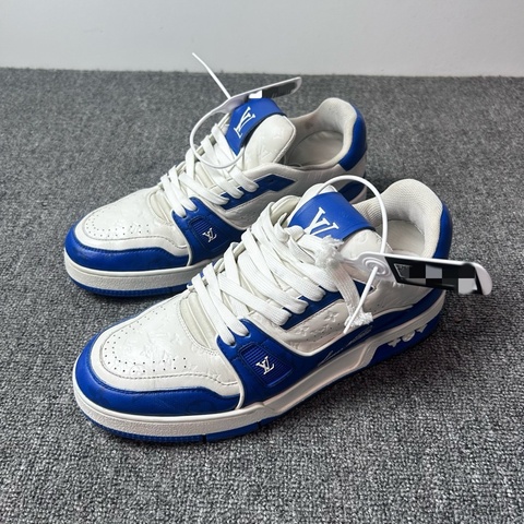 Louis Vuitton 路易威登 LV 白藍浮雕 Trainer 休閒板鞋/尺碼：40碼