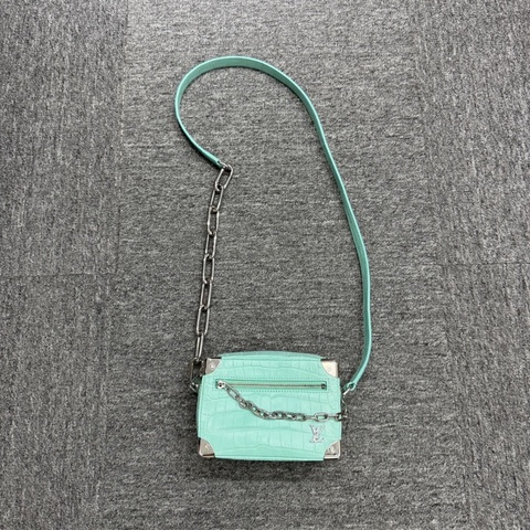 【清爽藍鱷魚💙🐊原價接近100萬台幣❤️‍🔥】Soft Mini Trunk軟盒子 tiffany藍 鰐魚 斜背包｜盒子包