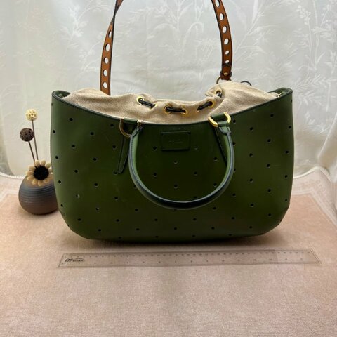 fendi 墨綠色鏤空洞洞可手提單肩托特包