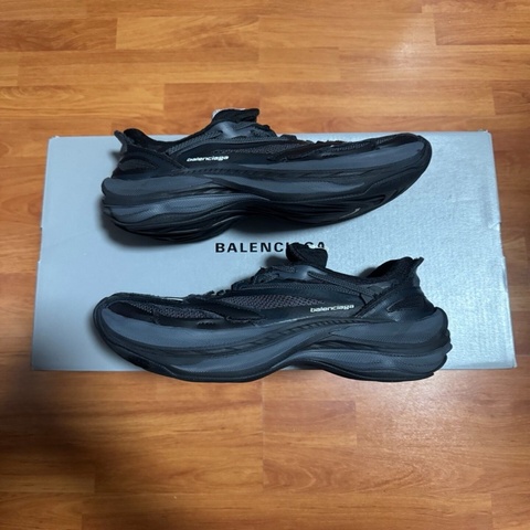 Balenciaga新款Jet 巴黎世家 低幫老爹鞋黑色 36碼