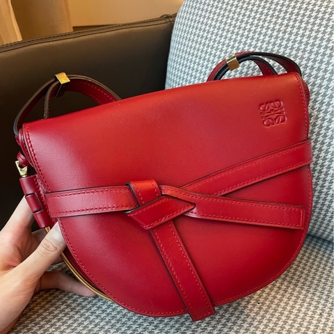 loewe/羅意威Gate中號紅色馬鞍包 年份：18