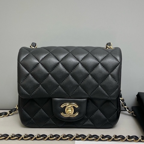 Chanel香奈兒黑金全皮菱格方胖子