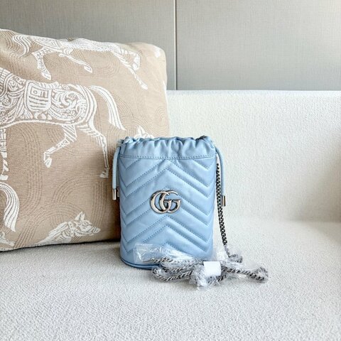 Gucci 馬蒙水桶包 藍色  13*17*10 98新配件肩帶塵袋