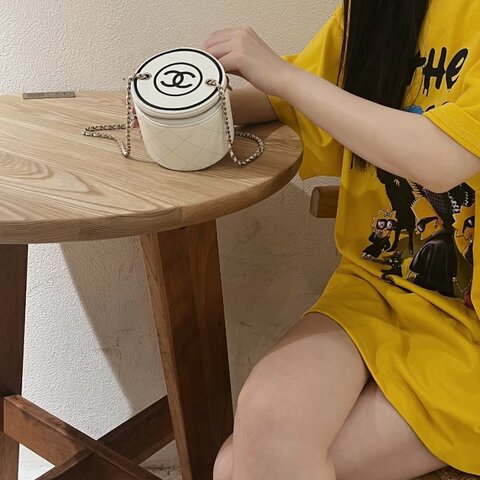 Chanel 白金小圓筒鏈條包 羊皮 10*9*10 98新配件塵袋