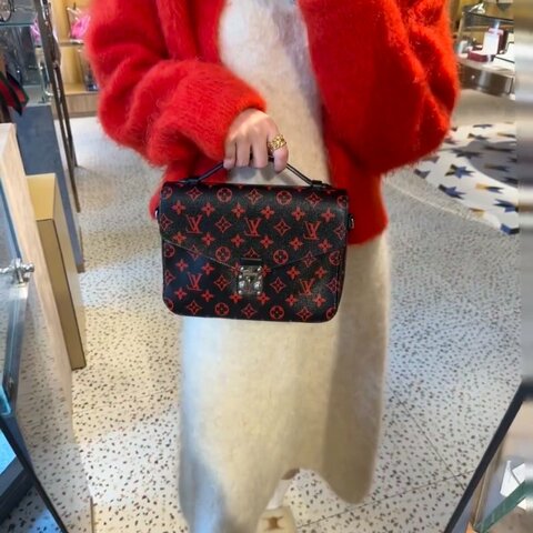 LV Métis老花拼紅郵差包 25*19*4  98新配件肩帶 塵袋