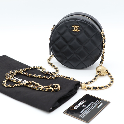 Chanel 香奈兒 金球 調節鍊 圓餅包 黑色 金扣 羊皮 菱格紋 斜背包 鍊條