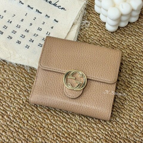 JS0861-GUCCI奶茶色牛皮金釦對開兩折短夾615525