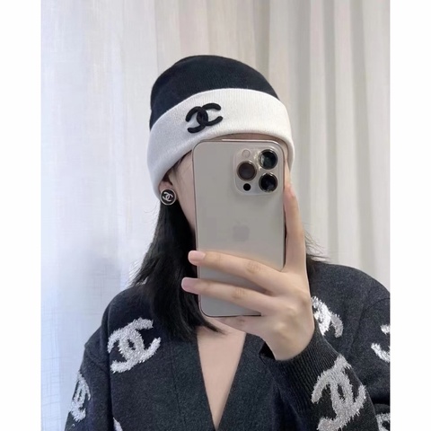 Chanel 香奈兒 黑白 熊貓配色 毛帽 冷帽