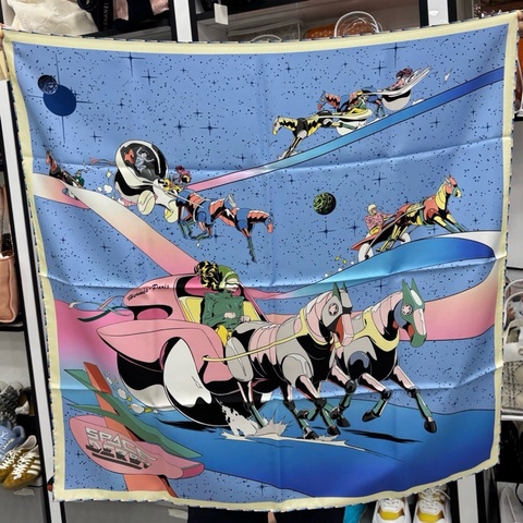 Hermes愛馬仕 限量太空賽馬絲巾 藍粉配色，90*90cm，全新