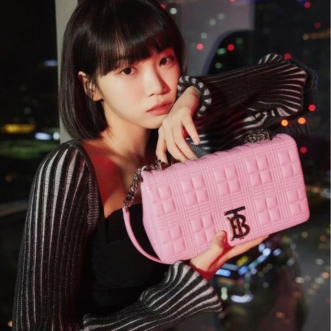Burberry Lola Bag  Lola 小羊皮小款翻蓋鍊包