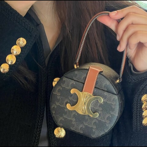 CelineTriomphe凱旋門老花盒子包 大logo金扣 98新✨️