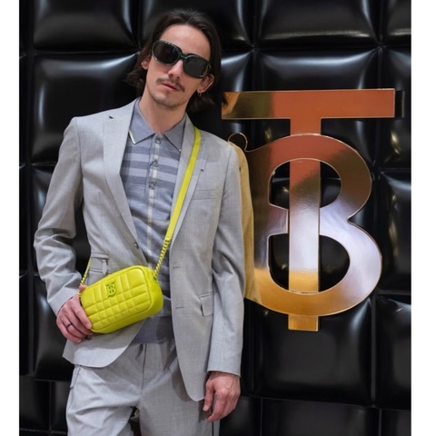 burberry Lola相機包 Burberry Lola Bag  Lola 小羊皮小款翻蓋鍊包