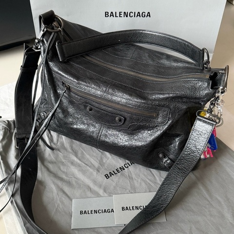 Balenciaga巴黎世家 le city moto黑色中號單肩包斜挎包