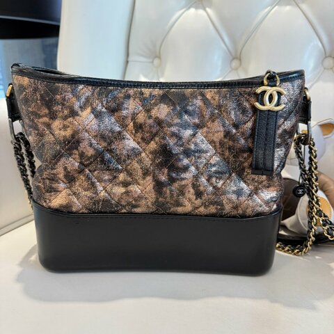 CHANEL 渲染古銅金流浪包
