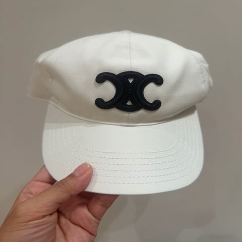 CELINE 凱旋門白帽子全新 日本購買