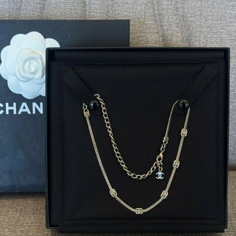 *SHIHNA名牌精品* Chanel 銀色五花 雙C 蛇骨項鍊 / 短頸鍊