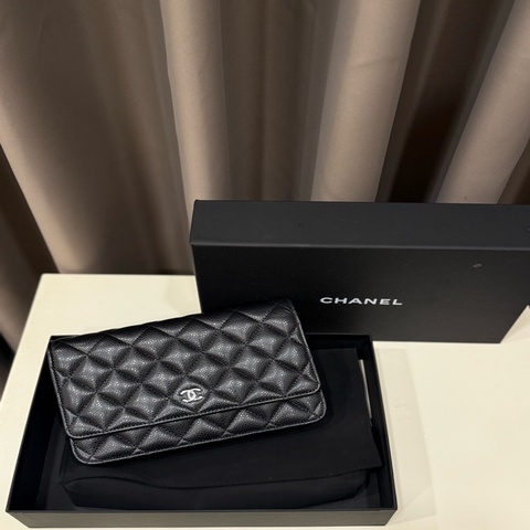 （極新美品）Chanel 荔枝皮經典款woc黑銀 晶片款