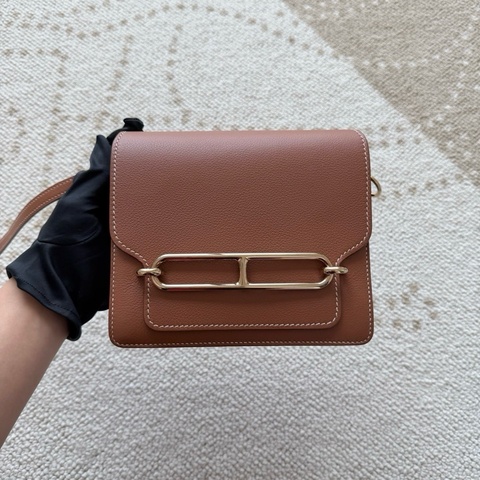 Hermès 愛馬仕 Roulis 19 豬鼻子 金棕金扣 Evercolor皮 方包 日常百搭斜挎包