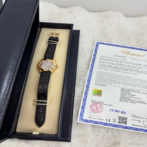 Chopard 蕭邦HAPPY DIAMONDS系列、274189-5002、女士精准石英腕表、表徑：30mm、整表18k玫瑰金材質，咖啡色盤面、羅馬數字刻度、錶盤5顆活動鑽石、22年保卡 專櫃公價116000