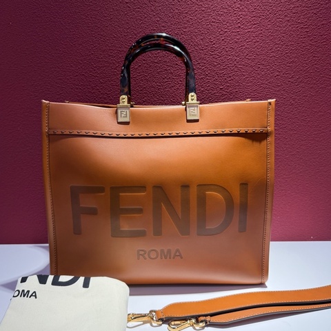 芬迪/Fendi Sunshine系列 Logo壓印 玳瑁手柄 焦糖色全皮手提托特包
