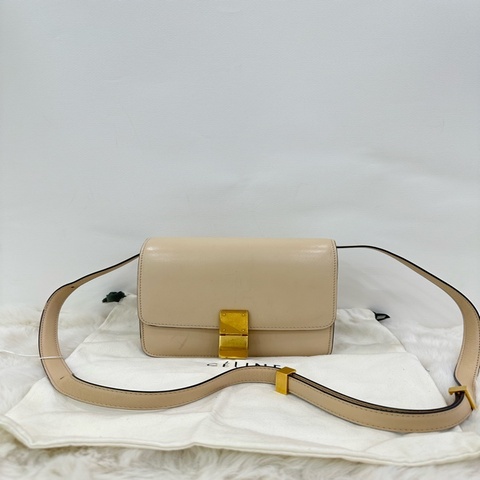 celine賽琳box豆腐包小號米色 16*13*7cm