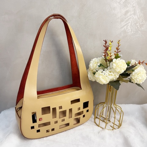 【赫蒂國際精品】 Bally 復古鏤空皮革肩背包vintage