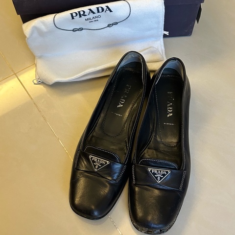Prada 經典三角標logo樂福鞋 皮鞋 平底鞋 學院風