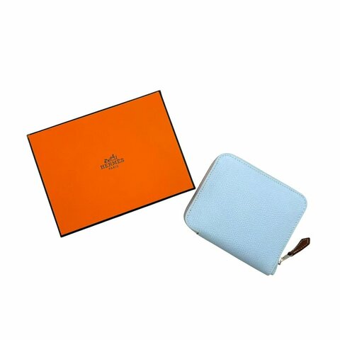 【美收精品】Hermès Silk'In Compact 淺藍色 Epsom 小牛皮拉鍊絲巾短夾 C-954【隔月月中將轉賣至日本 上架期限30天】