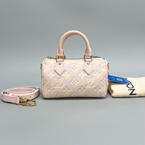 Louis Vuitton LV/路易威登 Speedy Nano 星辰系列限定炫彩粉色枕头包 尺寸：16*10