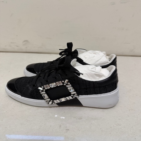 Roger Vivier/RV 運動鞋 小香風 黑色蕾絲水鑽款36碼
