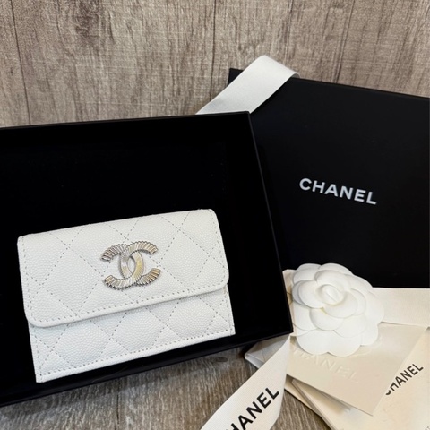全新❤️ Chanel 25c光影三折短夾