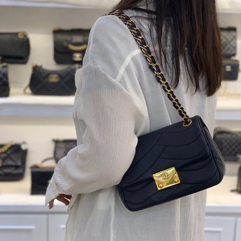 【非常獨特的波浪紋〰️🌊全網獨有‼️】Chanel 香奈兒 季節限定 深藍色金扣 鏈條包|口蓋包|翻蓋包