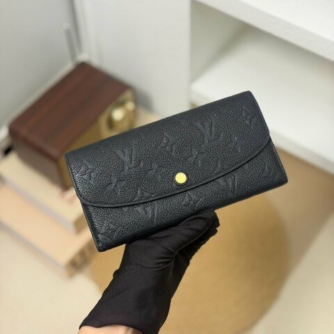 🏷LV 路易威登．Emilie 黑壓紋長夾 M62369