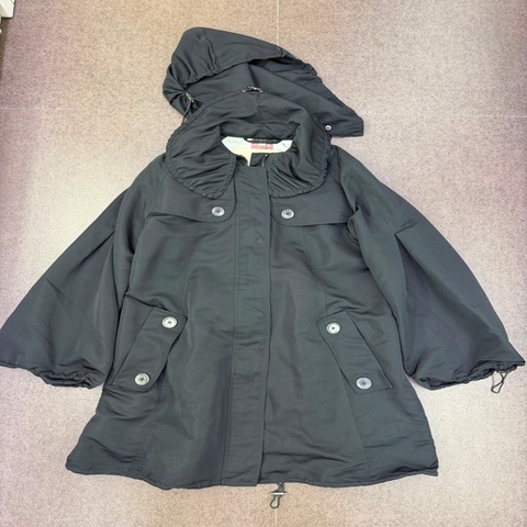 Burberry women’s 女裝褸